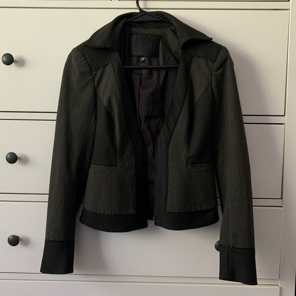 Zip Up Blazer
